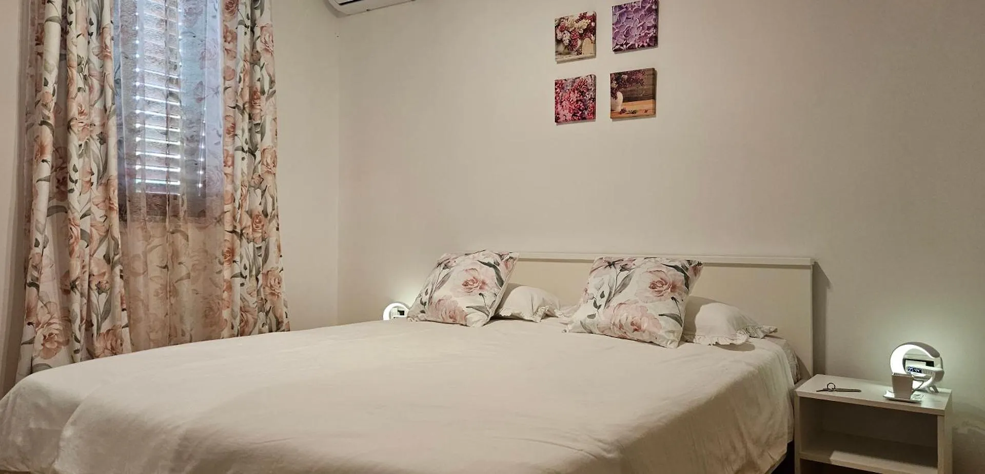 Room Kris With Private Entrance & Private Bathroom Vilanija Affittacamere